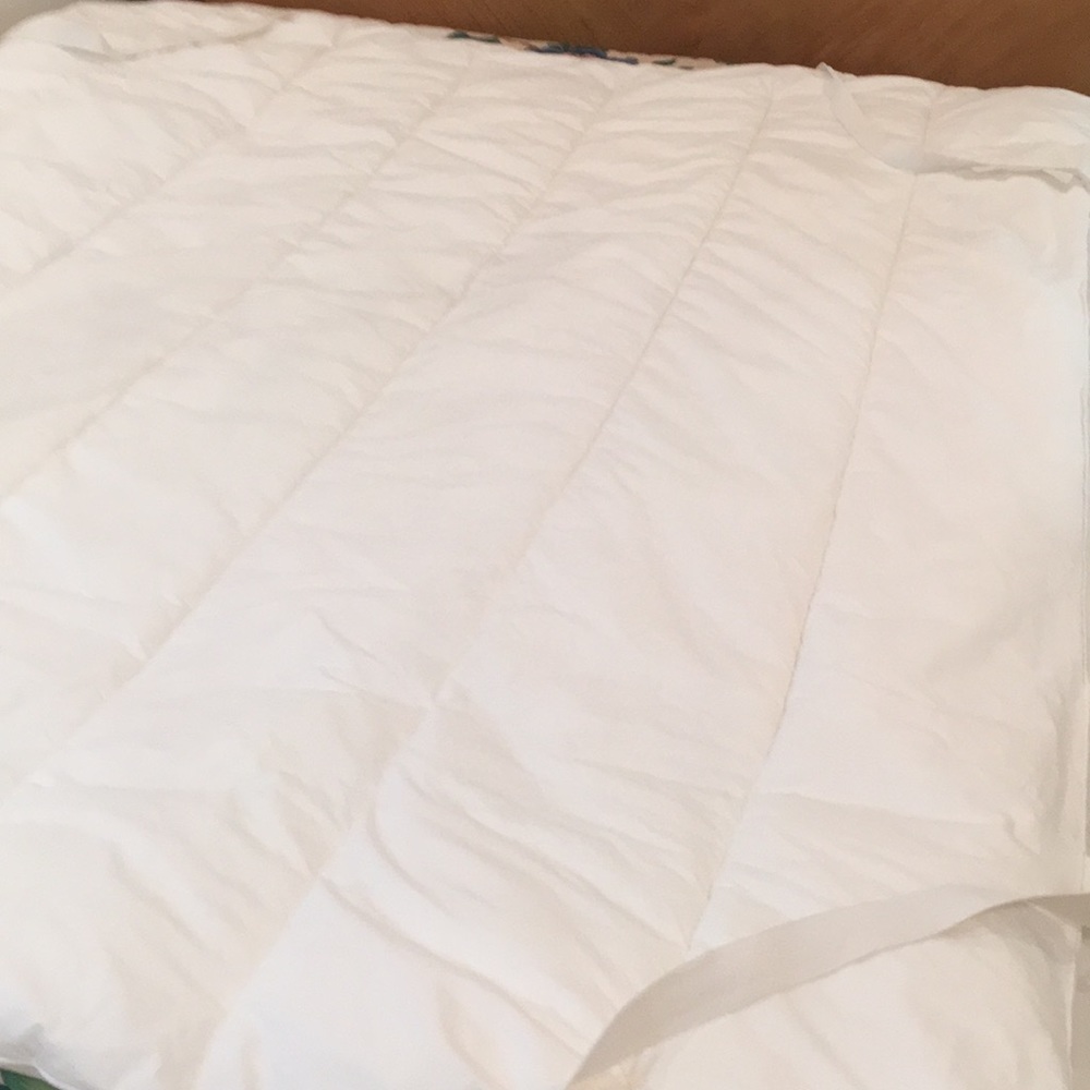 Full size mattress topper